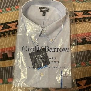 Croft and Barrow Button Down Dress Shirt